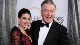 “Un regalo en tiempos tan inciertos”: esposa de Alec Baldwin reveló que está embarazada