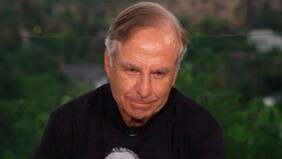 "¡Ah, no! Te pasaste", "bravo", "fue súper lindo": Fernando Paulsen emocionó con versión de Contigo Aprendí que le cantó a su mamá de 93 años