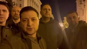 “Estamos en Kiev”: presidente de Ucrania comparte video grabado en la vía pública y desmiente rumores de huida de la capital