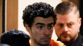 Luigi Mangione es acusado formalmente por el asesinato del CEO de UnitedHealthcare