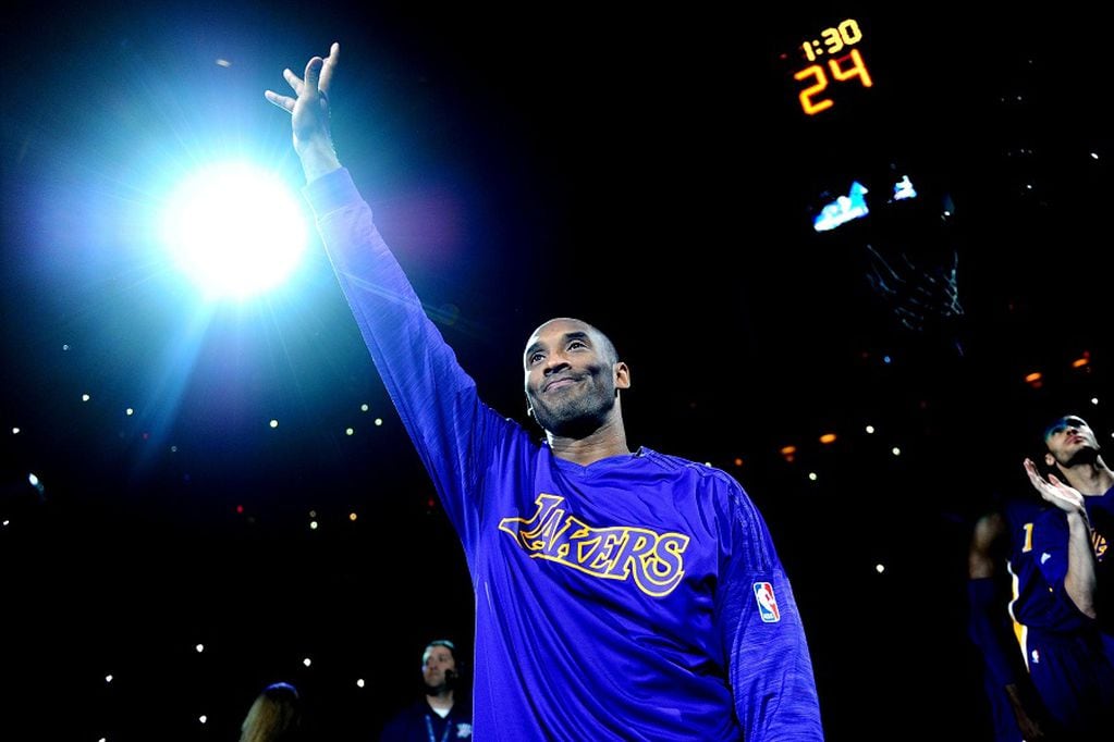 April 11, 2016 - Oklahoma City, Oklahoma, United States: Lakers Kobe Bryant waves to the crowd as he is introduced before a game against the Thunder. The Lakers won the season final game on April 13, 2016 and Kobe Bryant scored a record 60 points in the last game of his illustrious 20-year career with the Los Angeles Lakers. (Wally Skalij/Los Angeles Times/Polaris)