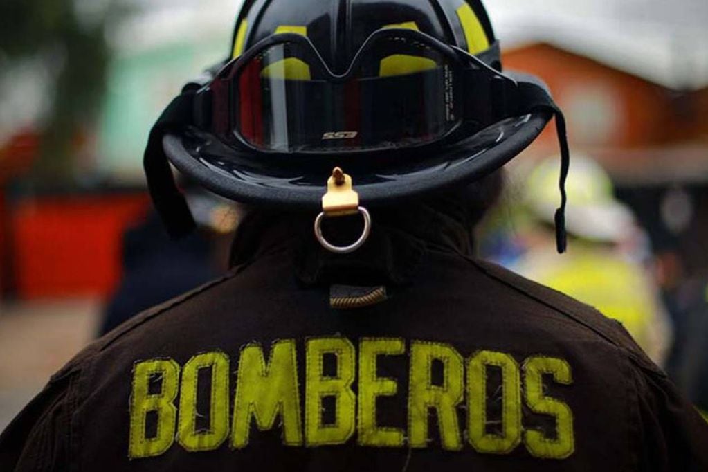 Tres miembros de una familia fallecieron tras incendio en una vivienda en San Bernardo