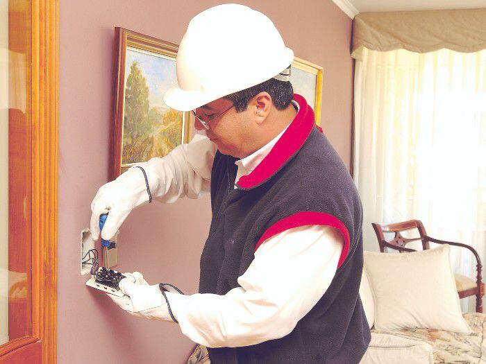 Conozca qué licencia necesita para trabajar como instalador eléctrico