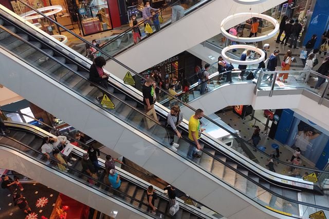 Confirman deceso de joven que cayó desde el tercer piso del Mall Marina Arauco
